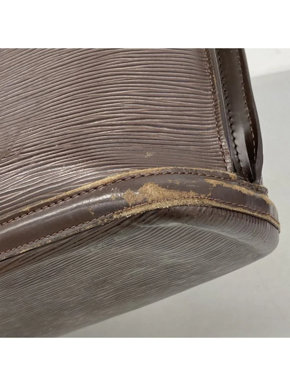 Louis Vuitton Shoulder Bag Epi Lussac Mo Carre